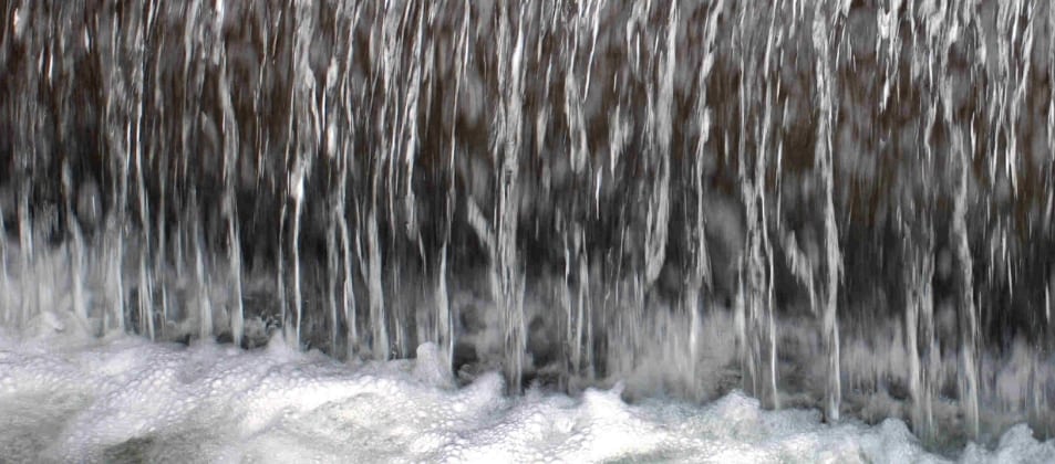 cascading water smll